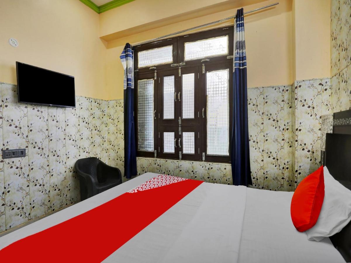 Chaya Hotel And Banquet Hall Канпур Екстериор снимка